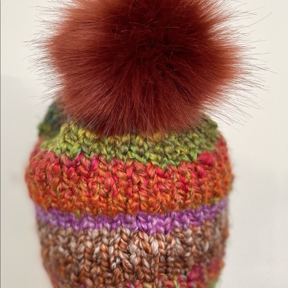 Hand Knits 2 Love Beanie Hat Cap Boucle Chunky Faux Fur Pom Pom Designer Origina